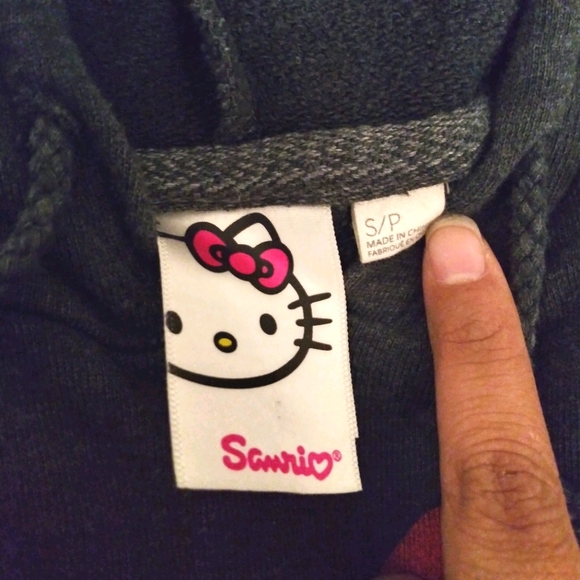 Hello Kitty Hoodie - Picture 2 of 3
